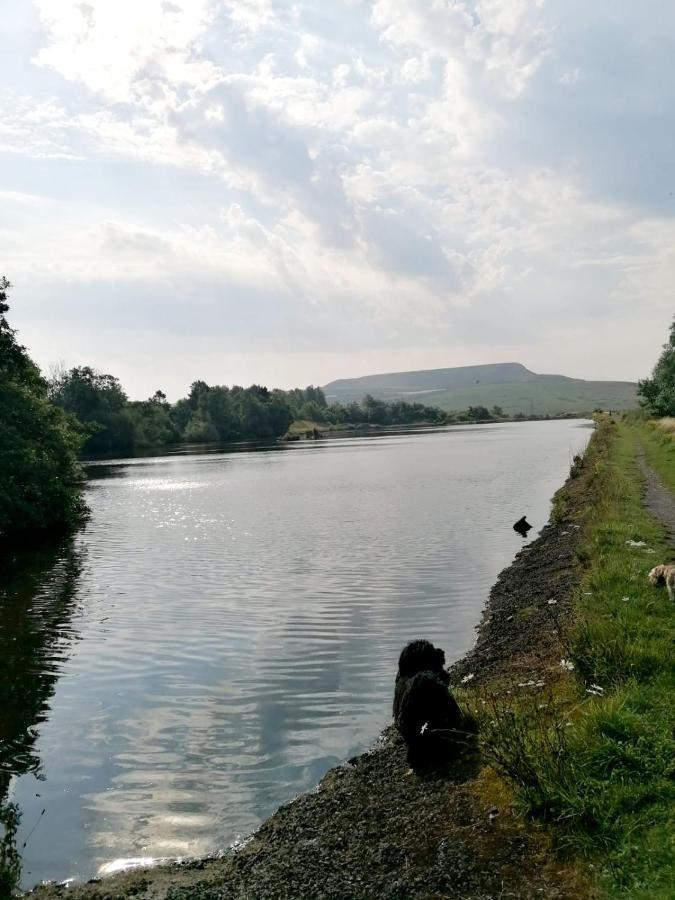 Brecon Burrows Vila Dowlais Exterior foto